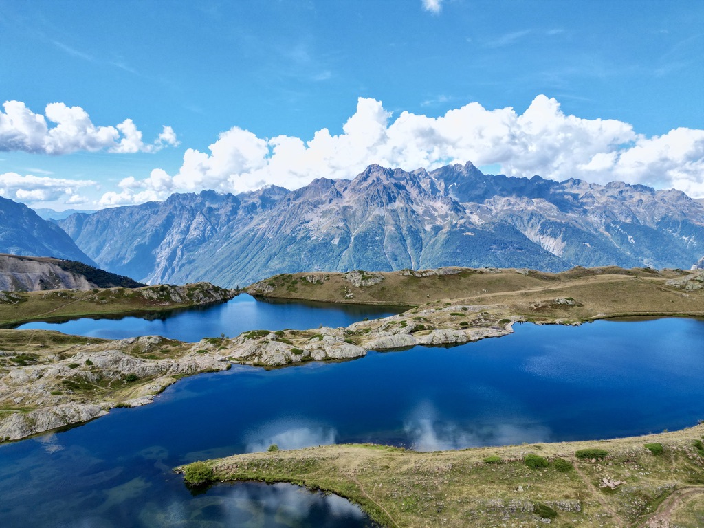 Lac Besson, two turquoise alpine lakes